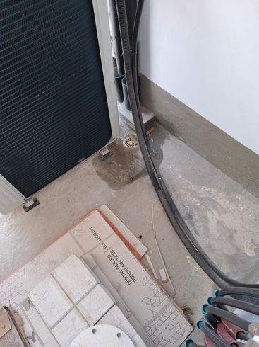 AC leak photo